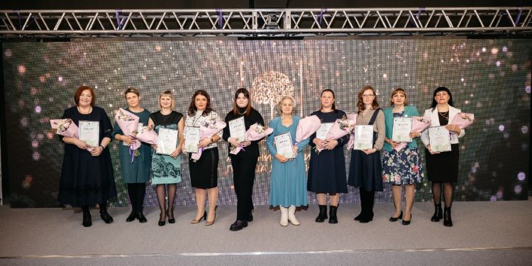 Награждение победителей городской акции «Материнская слава»